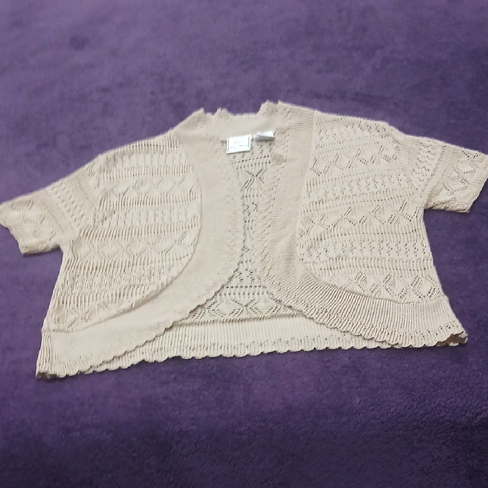 Chic Beige Knit Shrug